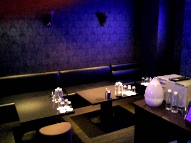 片町 ラウンジ