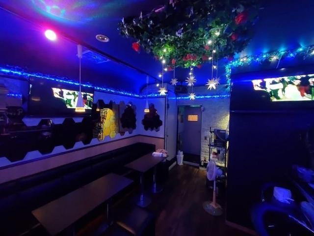 川間 ガールズバー