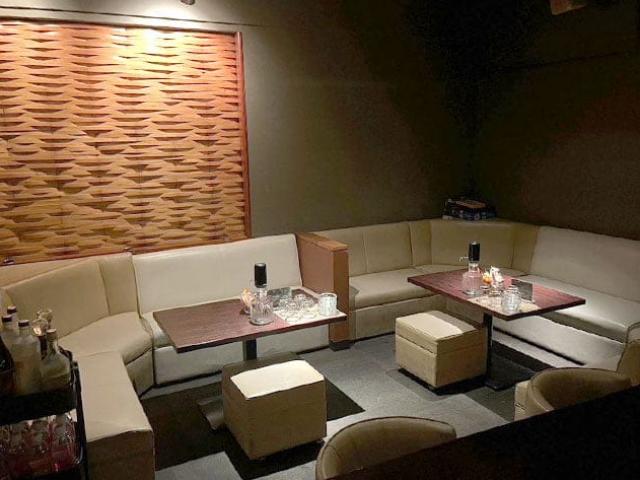 山口 ラウンジ